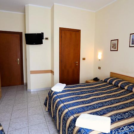 Hotel Loreto Milan Extérieur photo