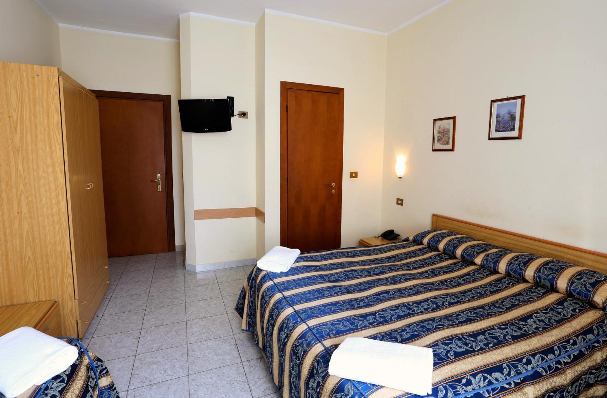 Hotel Loreto Milan Extérieur photo