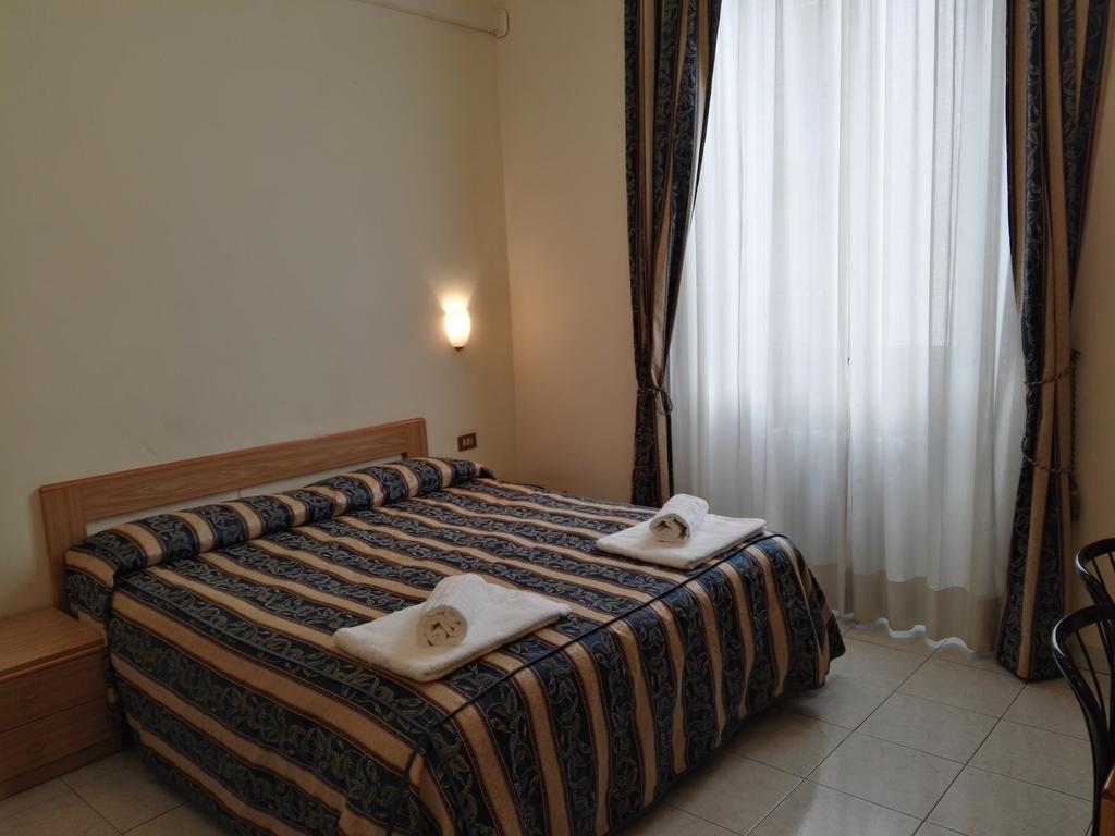 Hotel Loreto Milan Extérieur photo